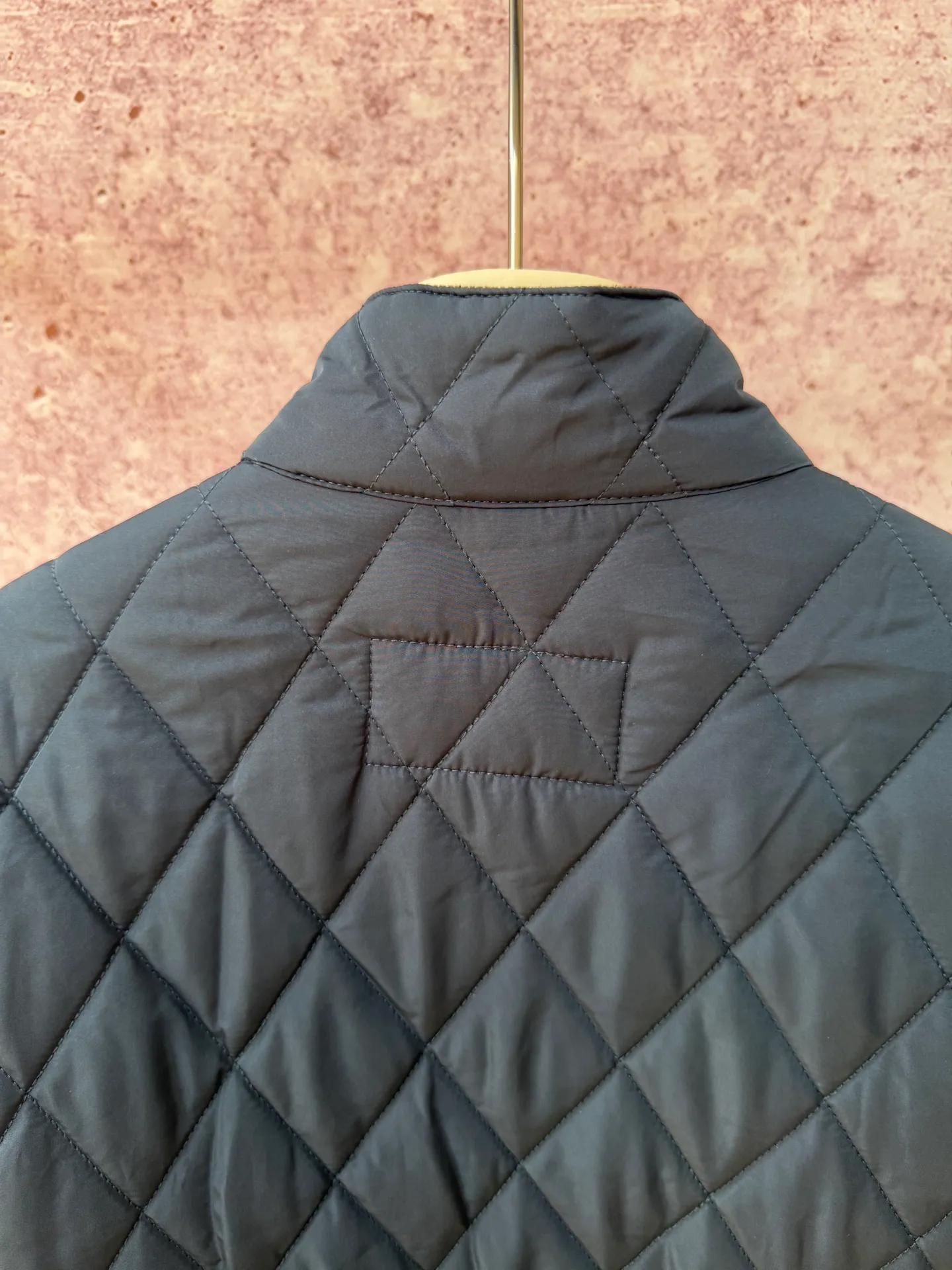 P420 Raff's new diamond-shaped plaid workwear cotton jacket, customized hardware accessories, fine workmanship inside and outside to maintain the original details, simple version, old money style, casual matching, workmanship details restored, diamond-shaped grid stitching inside and outside, fixed, first choice for autumn wear, full of details